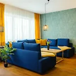 The Big Muenster Fuer Bis Zu 12, Whirlpool, Sauna, Zentral, Tischfussball, Balkon, Gasgrill Appartement