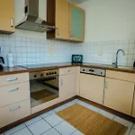 The Big Muenster Fuer Bis Zu 12, Whirlpool, Sauna, Zentral, Tischfussball, Balkon, Gasgrill Appartement Ulm