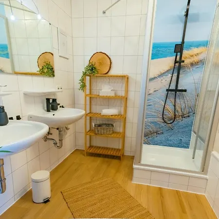 The Big Muenster Fuer Bis Zu 12, Whirlpool, Sauna, Zentral, Tischfussball, Balkon, Gasgrill Appartement *