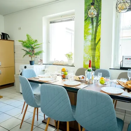 The Big Muenster Fuer Bis Zu 12, Whirlpool, Sauna, Zentral, Tischfussball, Balkon, Gasgrill Ульм