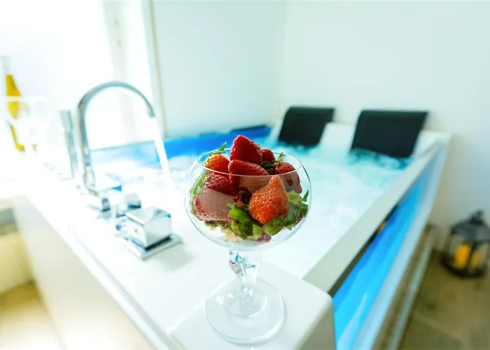 דירה The Big Muenster Fuer Bis Zu 12, Whirlpool, Sauna, Zentral, Tischfussball, Balkon, Gasgrill אולם